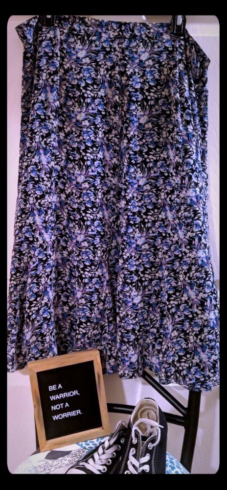 Woman's skirt floral print